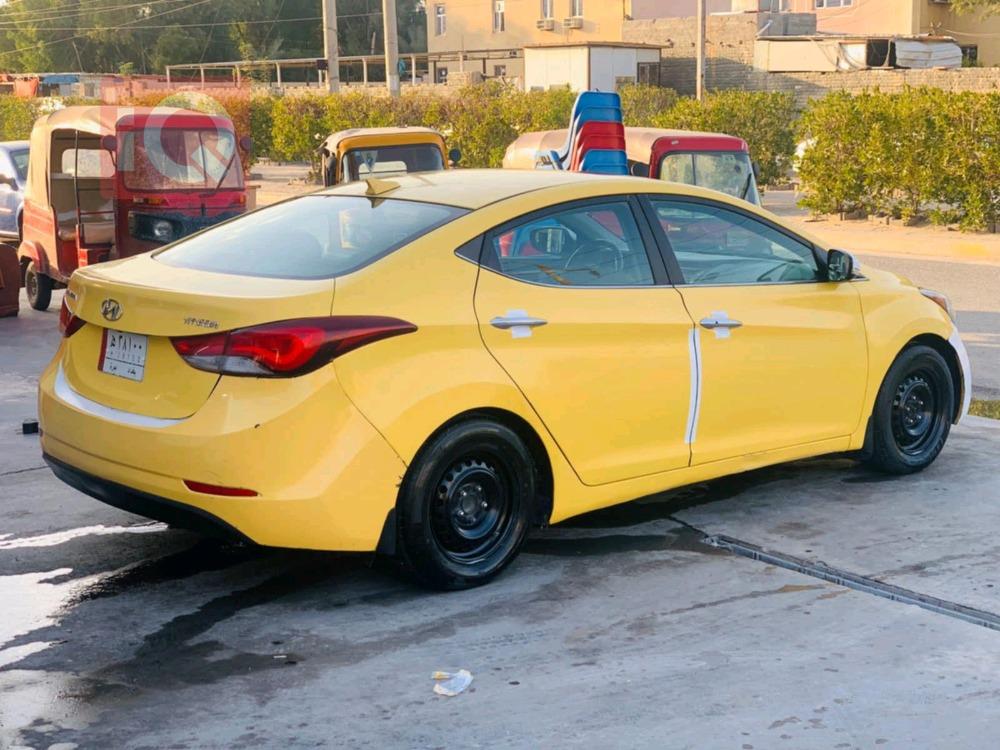 هیوندای ئەلەنترا
